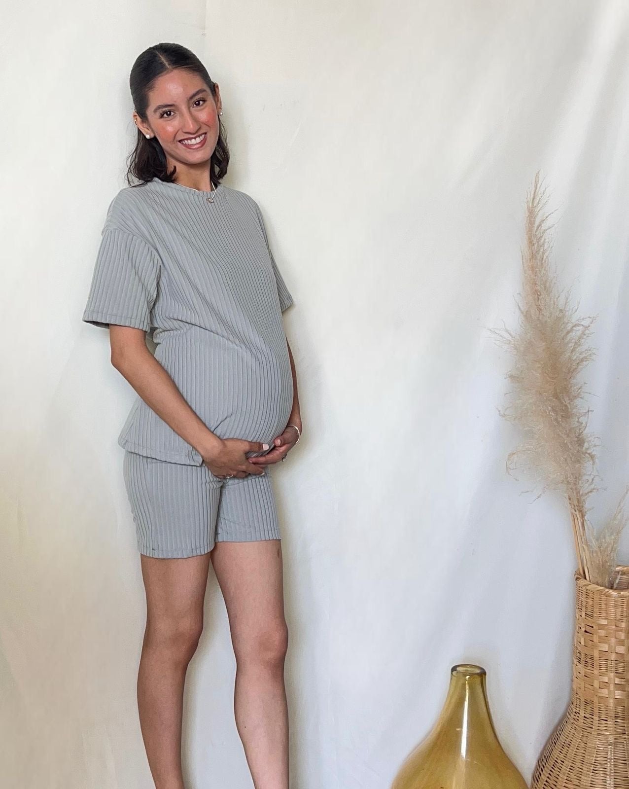 Conjunto de maternidad Mariel, gris rayas