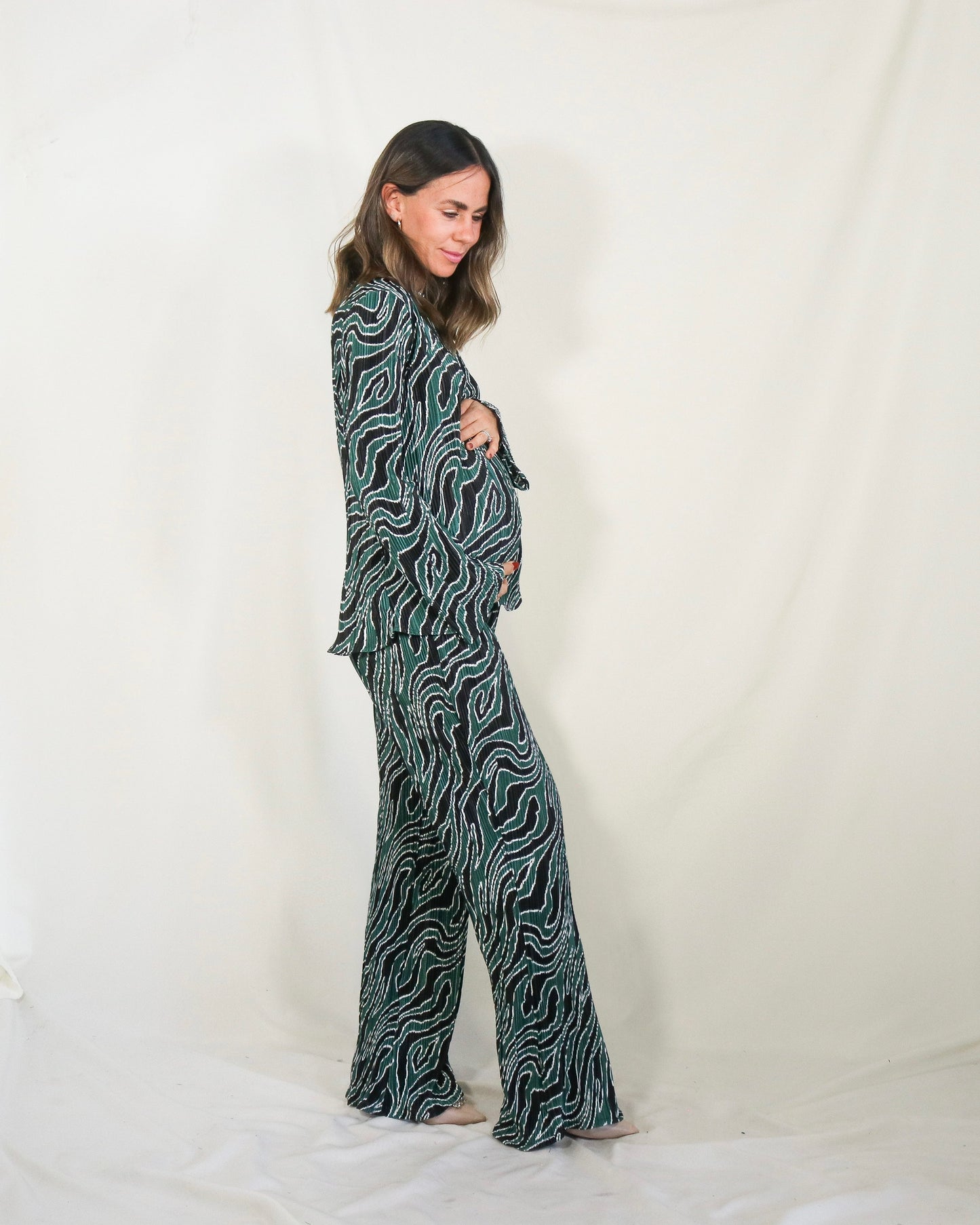 Conjunto de maternidad Mayte, verde con negro corrugado G