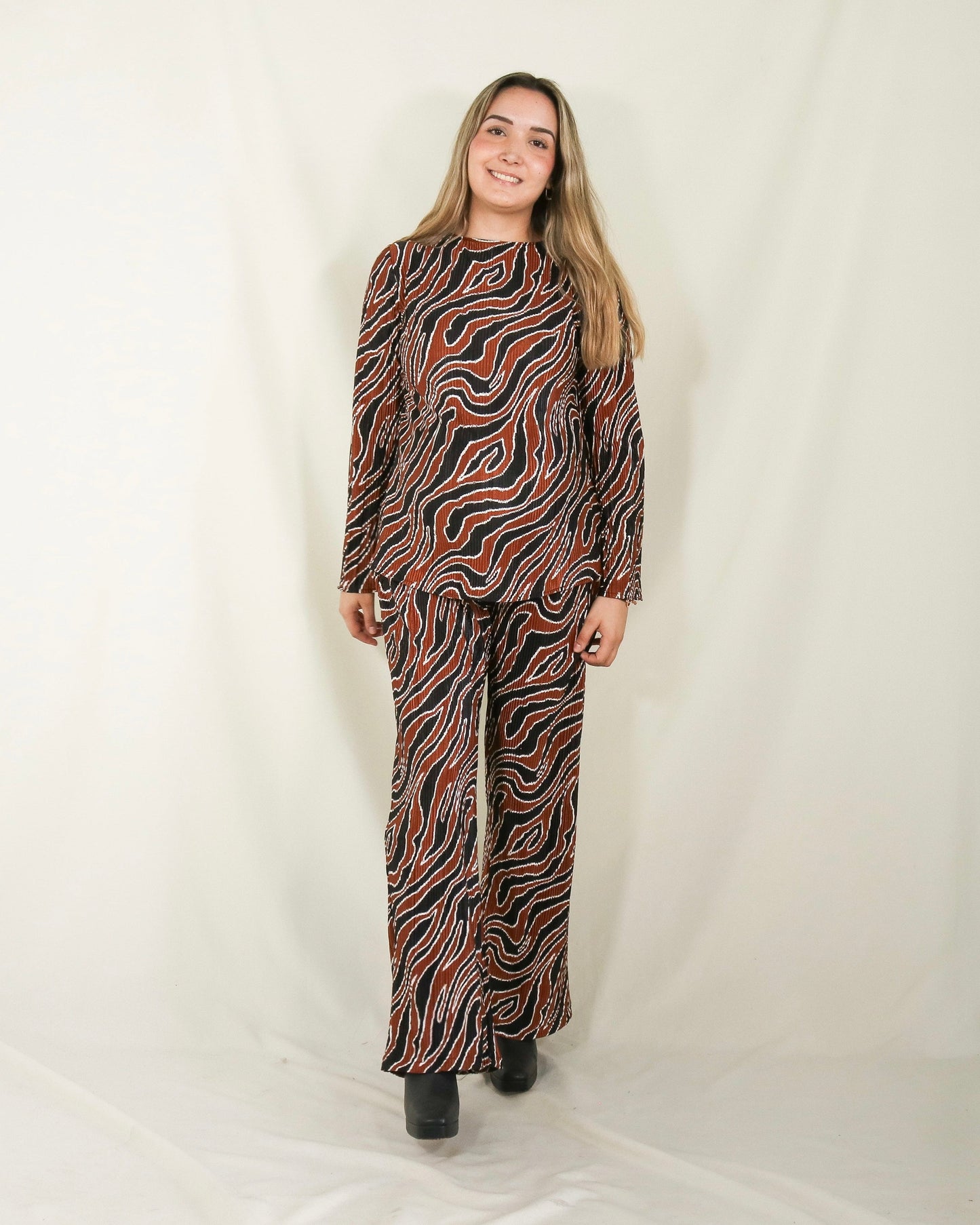Conjunto de maternidad Mayte, rojo corrugado M