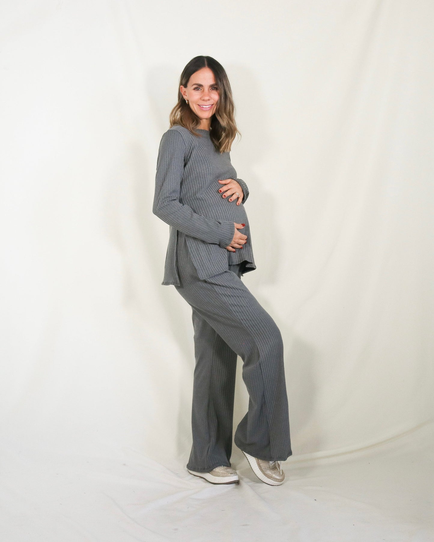 Conjunto de maternidad Cinthya, gris rayitas CH y XG