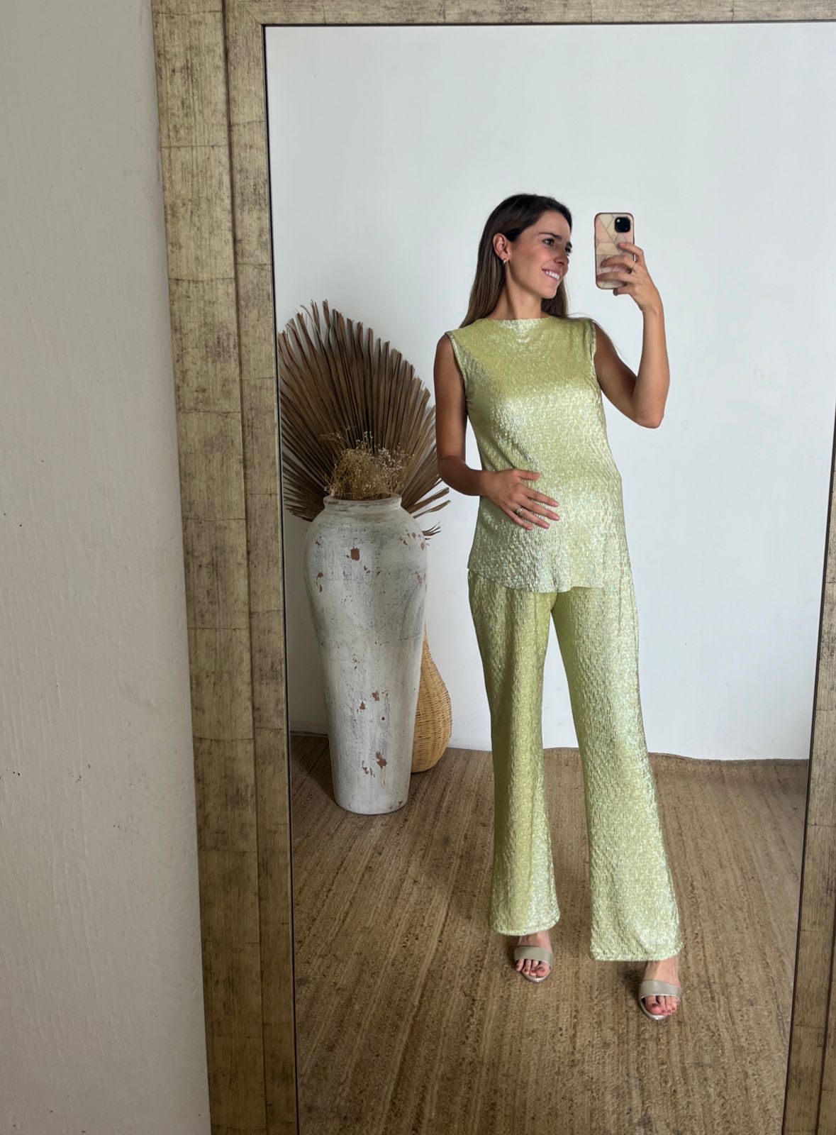 Conjunto de maternidad Mayte, verde claro brilloso corrugado XG