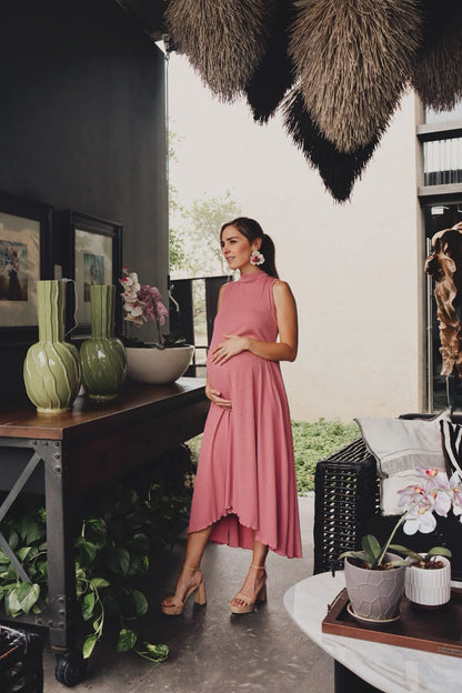 Vestido de maternidad Sonia rosa polvo plisada