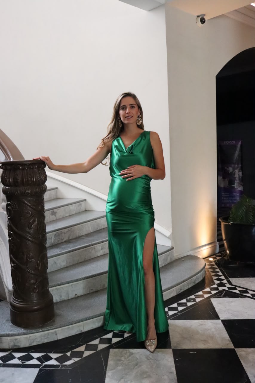 Vestido de maternidad Anahi, verde brilloso