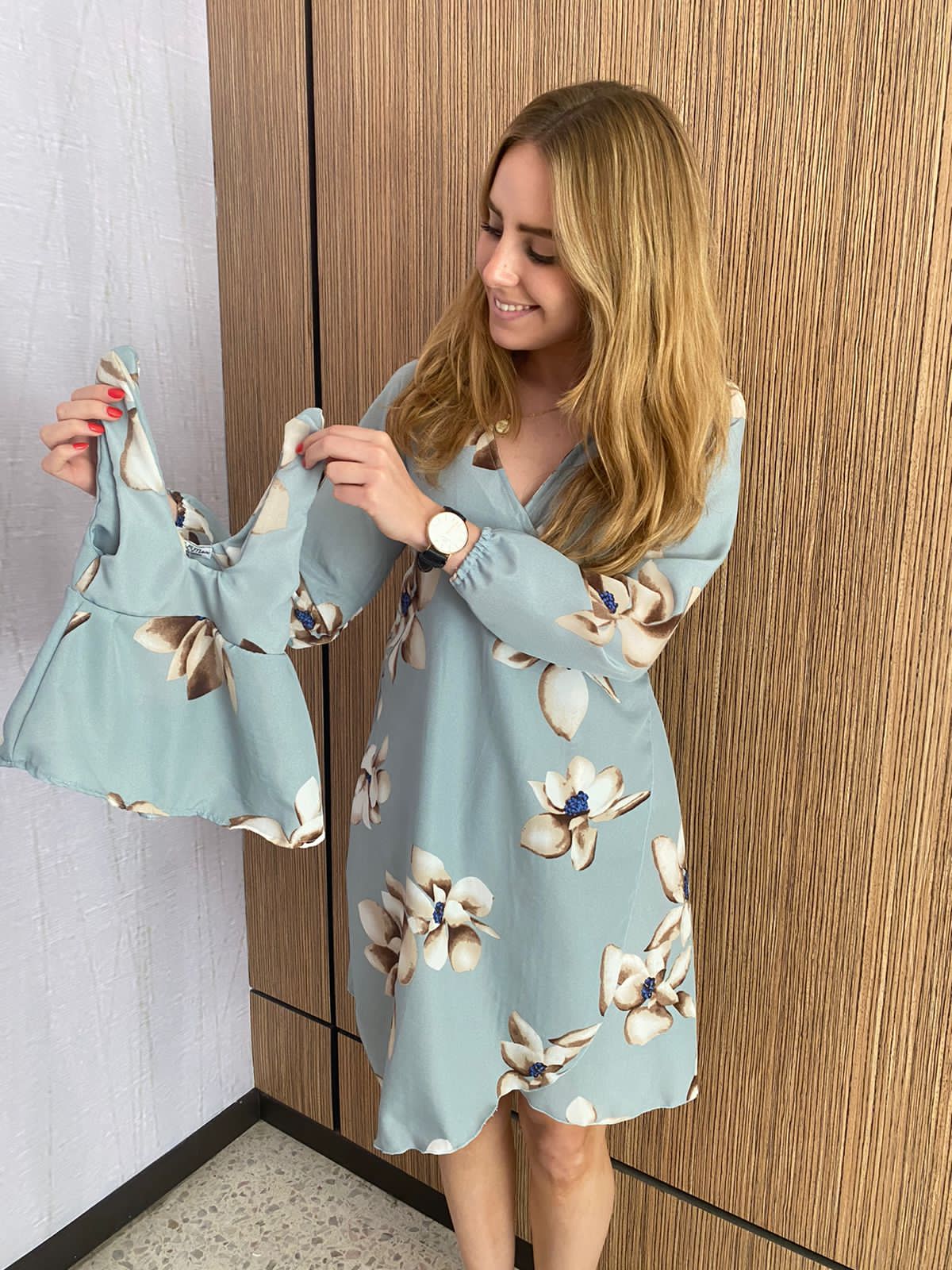 Vestido, matching gris flores