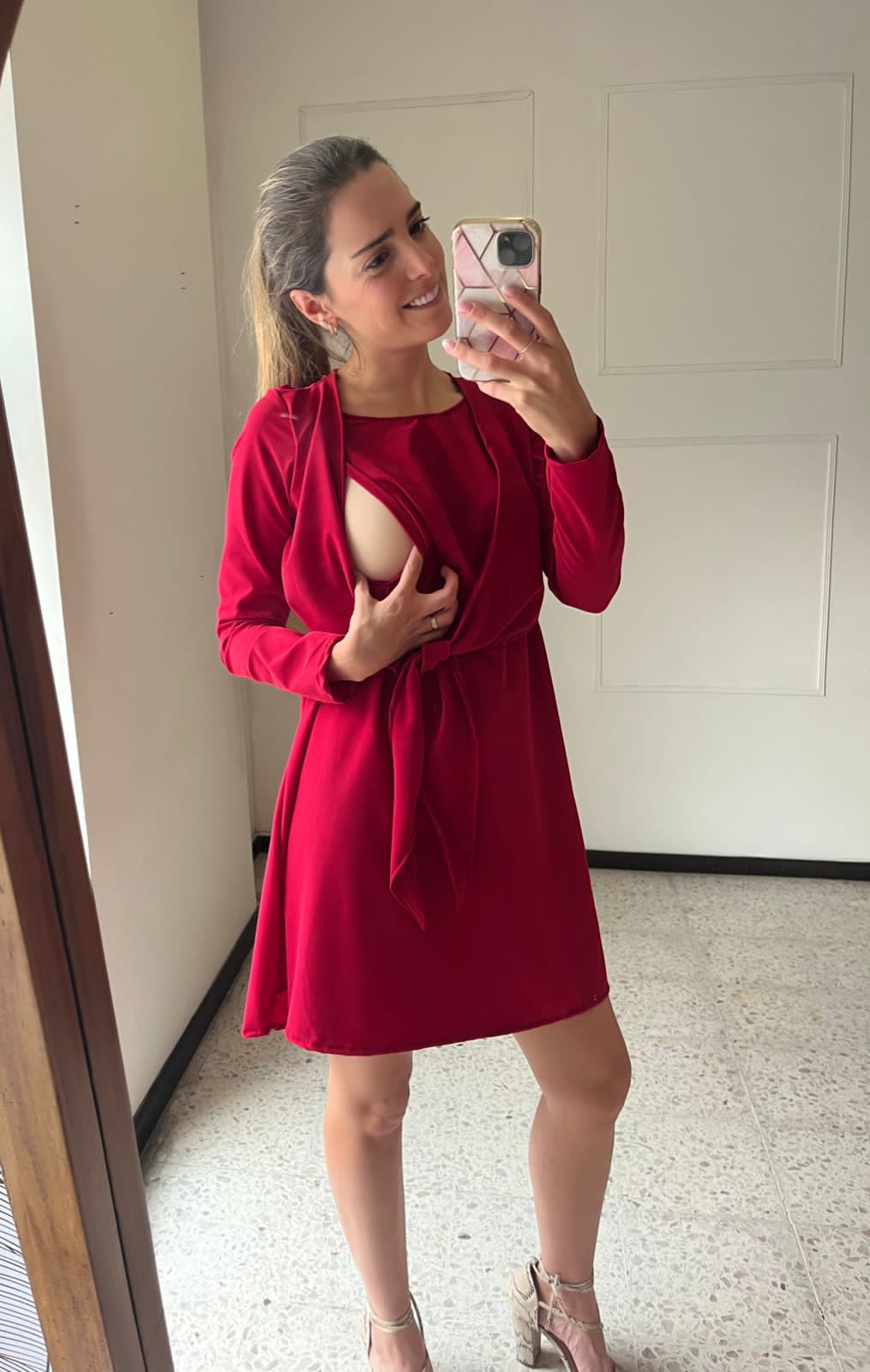 Vestido de maternidad y lactancia Romina Rojo G